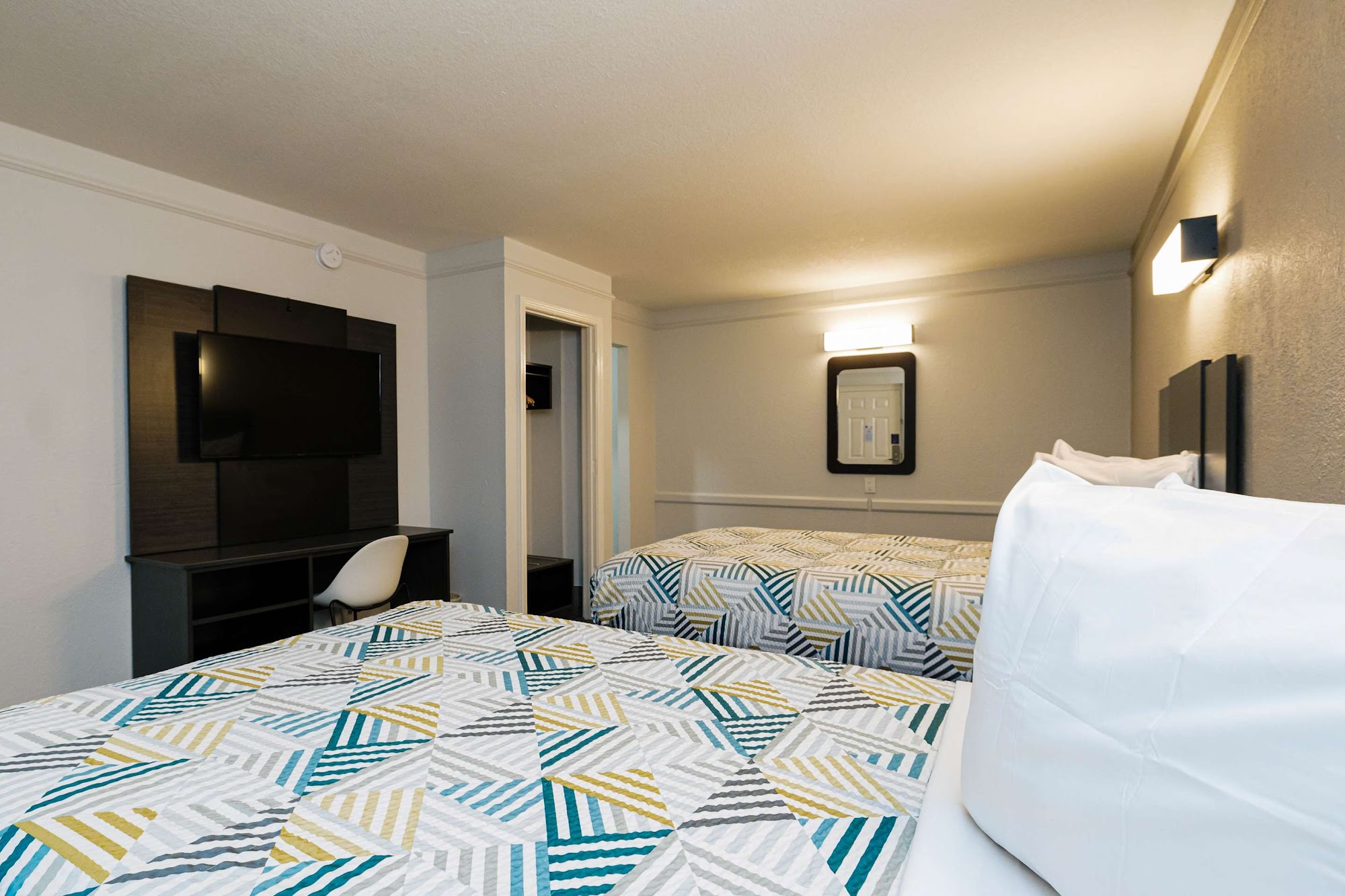 Baytown room